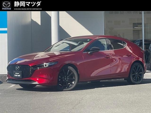 ＭＡＺＤＡ３ ＸＤブラックトーン　衝突被害軽減ブレーキ、誤発進抑制システム、車線逸脱警報システム、３６０°ビューモニター、電動シート、シートヒーター、ナビ、１８インチアルミホイール