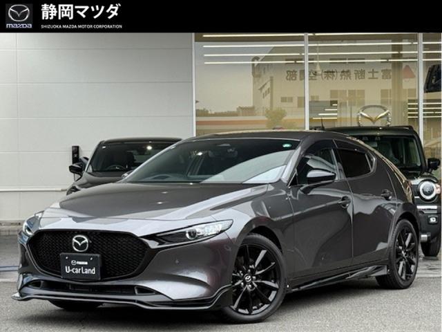 ＭＡＺＤＡ３ ファストバック １５Ｓ ブラックトーンエディション、自動ブレーキ、３６０°ビューモニター、ナビ、ＥＴＣ、ドラレコ、１８インチアルミホイール