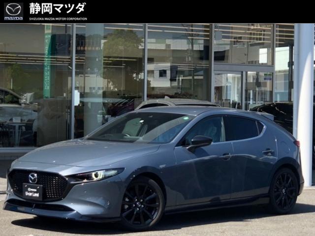 ＭＡＺＤＡ３ ファストバック　 ２０Ｓ ブラックトーンエディション　自動ブレーキ、誤発進抑制システム、３６０°ビューモニター、純正ナビＳＤ、アクティブドライビングディスプレイ、電動シート、シートヒーター、ハンドルヒーター、１８インチアルミホイール
