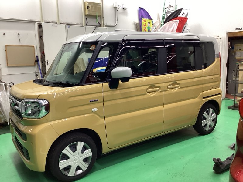 フレアワゴン ＸＳ 衝突被害軽減ブレーキ、誤発進抑制システム、両側電動スライドドア、ナビ８インチ、バックモニター、シートヒーター、ＥＴＣ、ＦＭ／ＡＭ、Ｂｌｕｅｔｏｏｔｈ