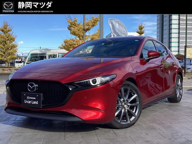 ＭＡＺＤＡ３ ファストバック ２０Ｓプロアクティブ　６ＡＴ　衝突被害軽減ブレーキ　レーダークルーズコントロール　ＡＴ誤発進抑制制御　３６０°ビューモニター　ナビゲーション　ＥＴＣ　２カメラドライブレコーダー　ＬＥＤヘッドライト　１８インチアルミホイール