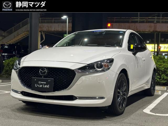 ＭＡＺＤＡ２ １５Ｓ ブラックトーンエディション　ナビ　ＥＴＣ　３６０°ビューモニター　純正前後ドライブレコーダー　衝突軽減自動ブレーキ　アルミペダル　ＡｐｐｌｅＣａｒＰｌａｙ　ＡｎｄｒｏｉｄＡｕｔｏ　１６インチブラックアルミホイール　