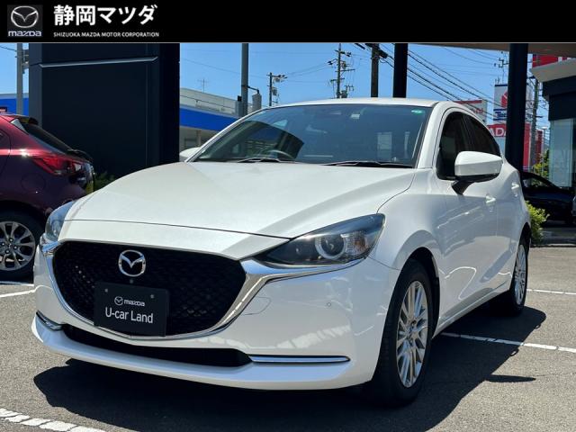 ＭＡＺＤＡ２ １５Ｓ Ｌ－ＰＫＧ　ナビ　ＥＴＣ　ドライブレコーダー　３６０°ビューモニター　クルーズコントロール　シートヒーター　ハンドルヒーター　パワーシート　衝突軽減自動ブレーキ　車線逸脱警報システム　１６インチアルミホイール