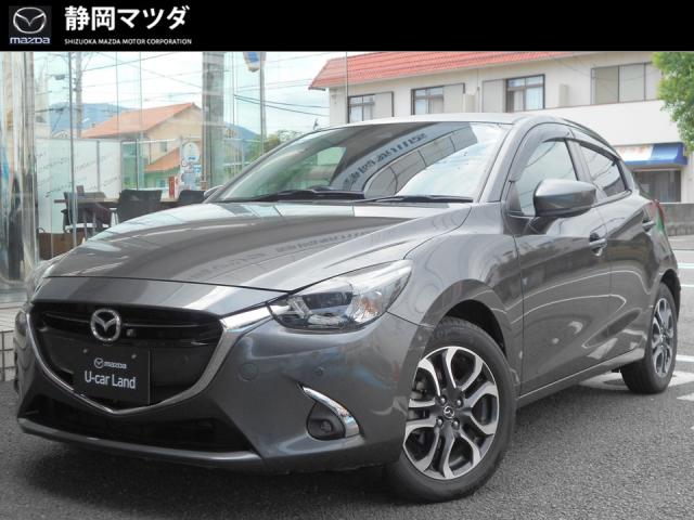 デミオ ＸＤ Ｔｏｕｒｉｎｇ　６ＡＴ　衝突被害軽減ブレーキ　車線逸脱警報機能　パーキングセンサー　ナビゲーション　３６０°ビューモニター　クルーズコントロール　フルオートエアコン　シートヒーター　ＬＥＤヘッドライト　１６インチアルミホイール