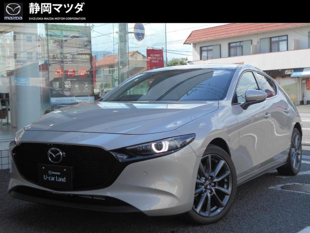 ＭＡＺＤＡ３ ２０Ｓツーリング　６ＡＴ　衝突被害軽減ブレーキ　車線逸脱警報機能　レーダークルーズコントロール　ＡＴ誤発進抑制制御　交通標識認識システム　ナビゲーション　３６０°ビューモニター　シートヒーター　１８インチアルミホイール