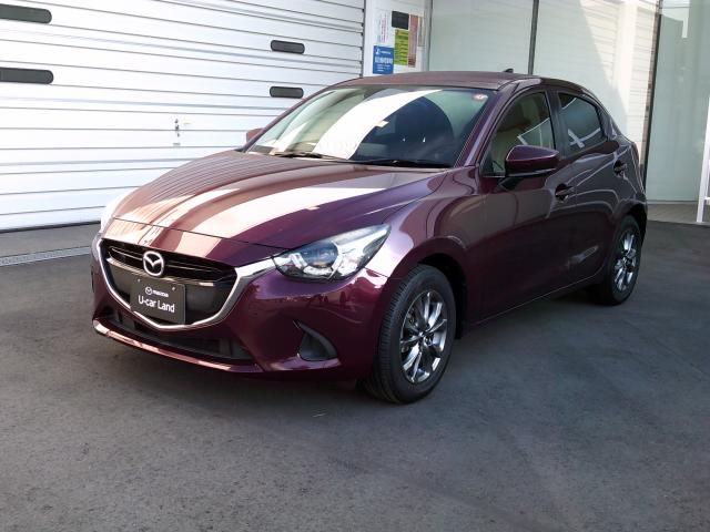 デミオ １３Ｓ ツーリング　マツダコネクト・ナビ・ＣＤ／ＤＶＤ／ＴＶ・ＥＴＣ・バックカメラ・シートヒーター・衝突軽減ブレーキ・車線逸脱警報システム・横滑り防止