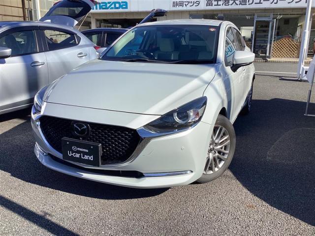 ＭＡＺＤＡ２ １５Ｓ ホワイトコンフォート   ６ＡＴ　マツダコネクトＳＤナビ　ＣＤ／ＤＶＤ／ＴＶ　シート・ハンドルヒーター　レーダークルーズコントロール　パーキングセンサー　車線逸脱警報システム　横滑り防止　３６０°ビューモニター