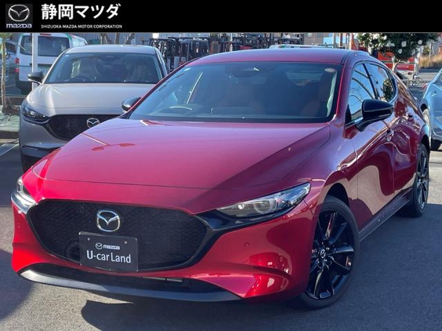 ＭＡＺＤＡ３ １５Ｓレトロスポーツエディション　６ＡＴ　２ＷＤ　メモリーナビ　全方位モニター　コーナーセンサー　レーダークルーズコントロール　前後衝突被害軽減ブレーキ　パワーシート　シートヒーター　スマートキーレス