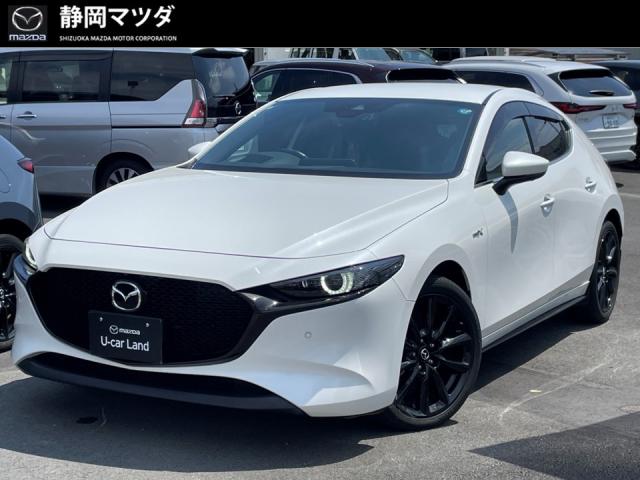 ＭＡＺＤＡ３　ファストバック Ｘ　Ｌパッケージ　２ＷＤ　６ＡＴ　ＢＯＳＥサウンド　３６０°モニター　ナビＳＤカード　レーダークルーズコントロール　電動シート　シートヒーター　スマートキーレス