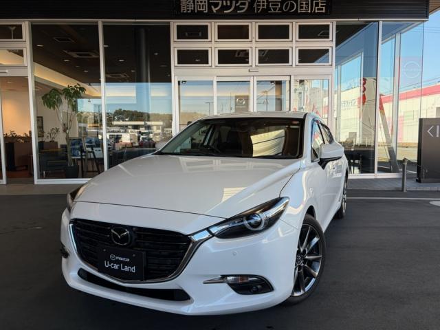 アクセラスポーツ １５Ｓ Ｌパッケージ　レザーシート　３６０度ビューモニター　ナビＳＤ　ＢＯＳＥスピーカー　ＥＴＣ　社外フロントドラレコ　シートヒーター　ステアリングヒーター　ＣＤ／ＤＶＤ／地デジ　